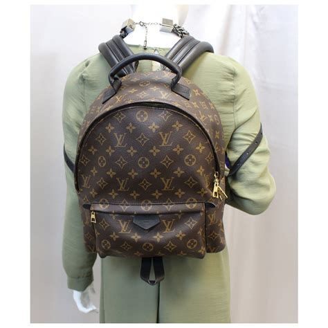 lv palm spring sizes|louis vuitton palm springs mm.